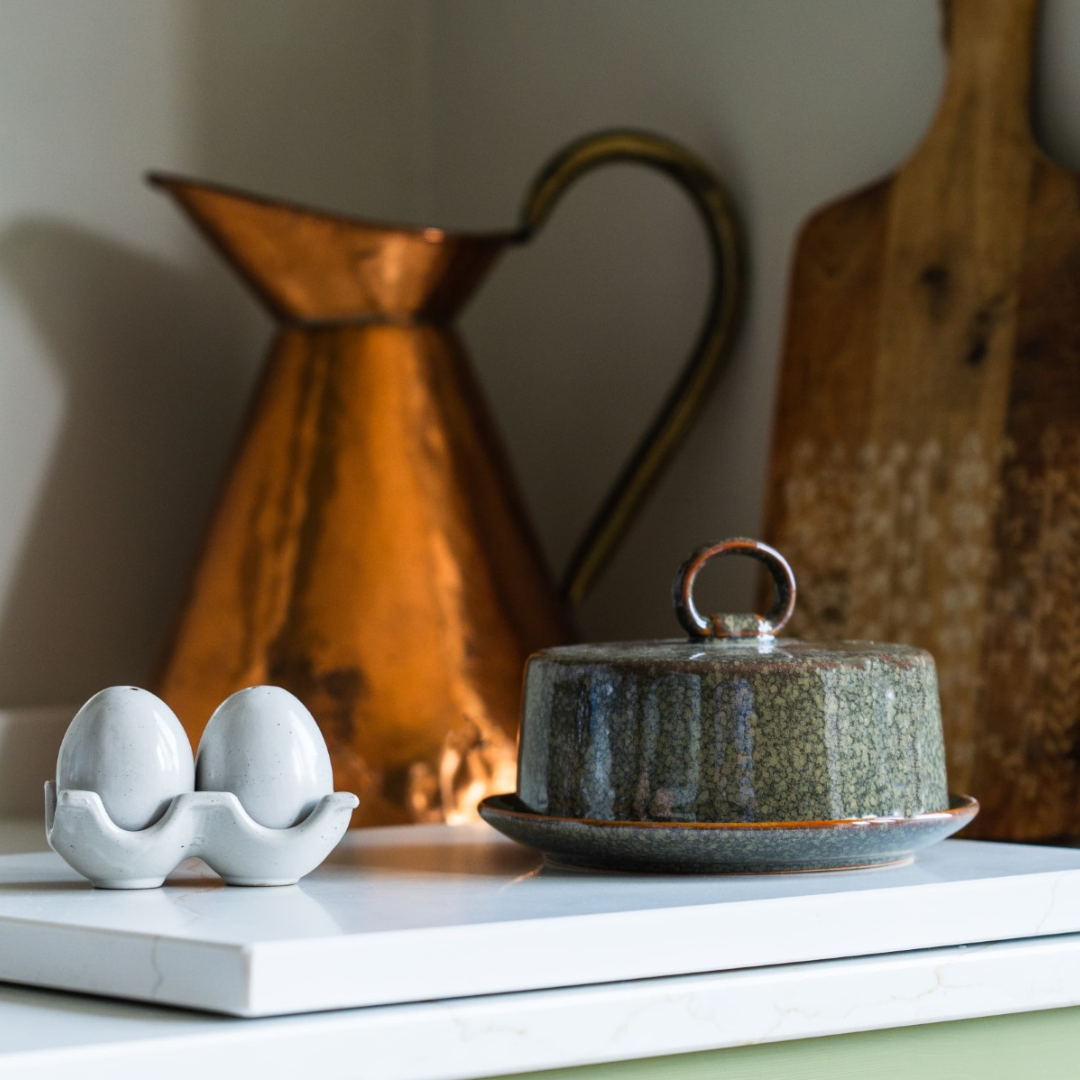 Circular Ceramic Butter Dish | Mottled Green