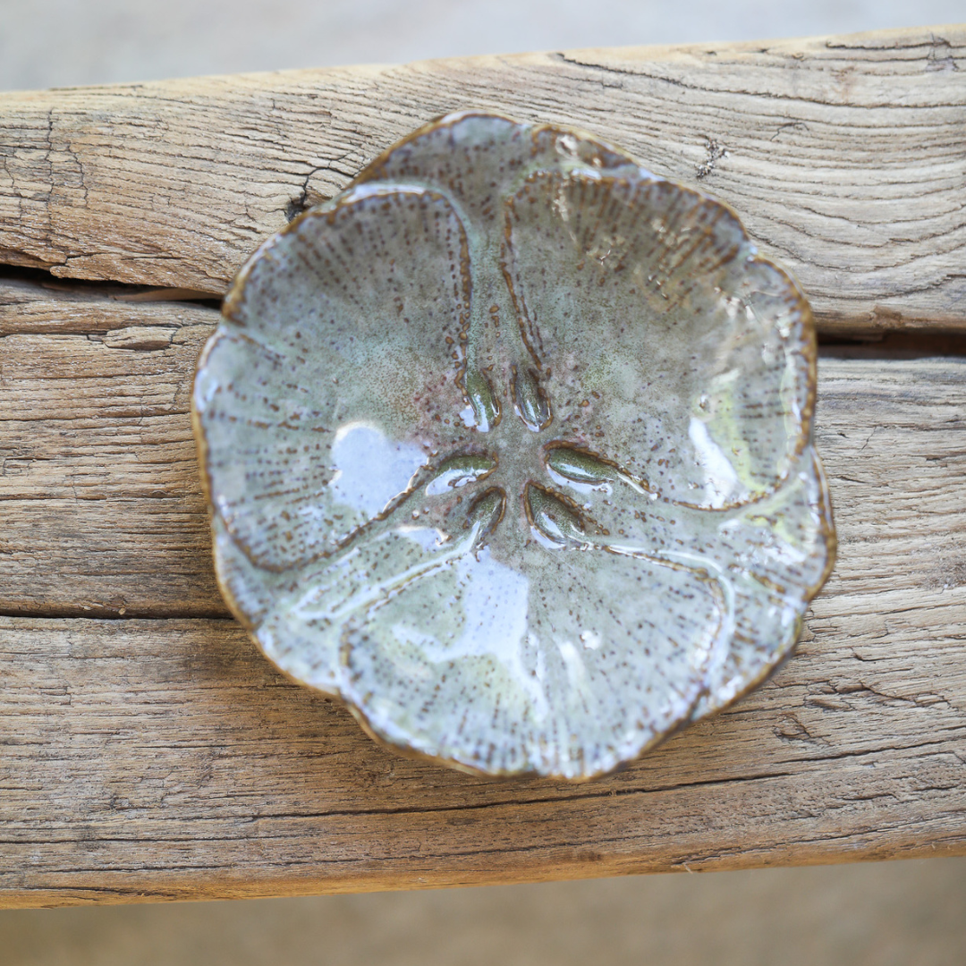 Liya Flower Saucers Green | 3 styles