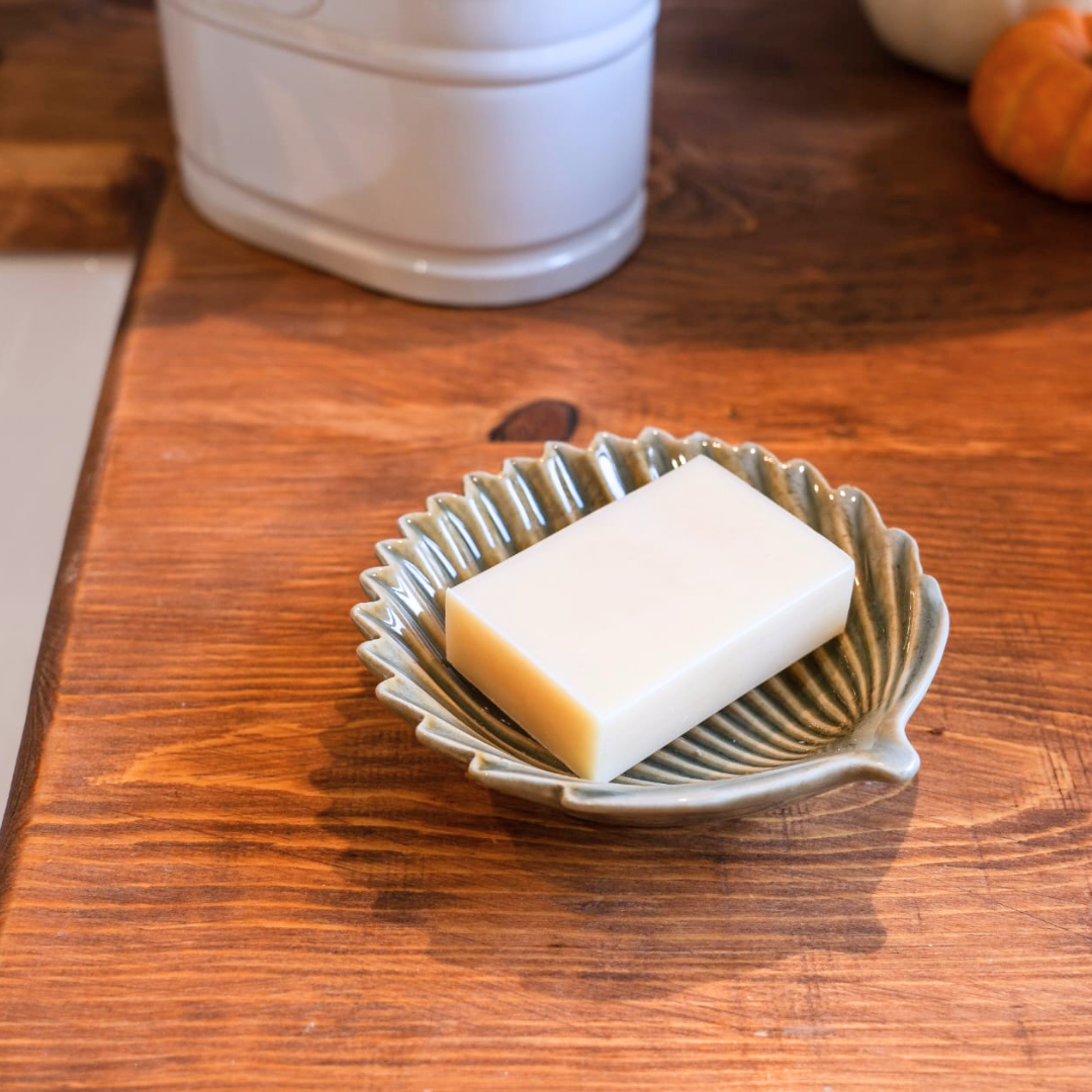 Green Shell Ceramic Soap Dish