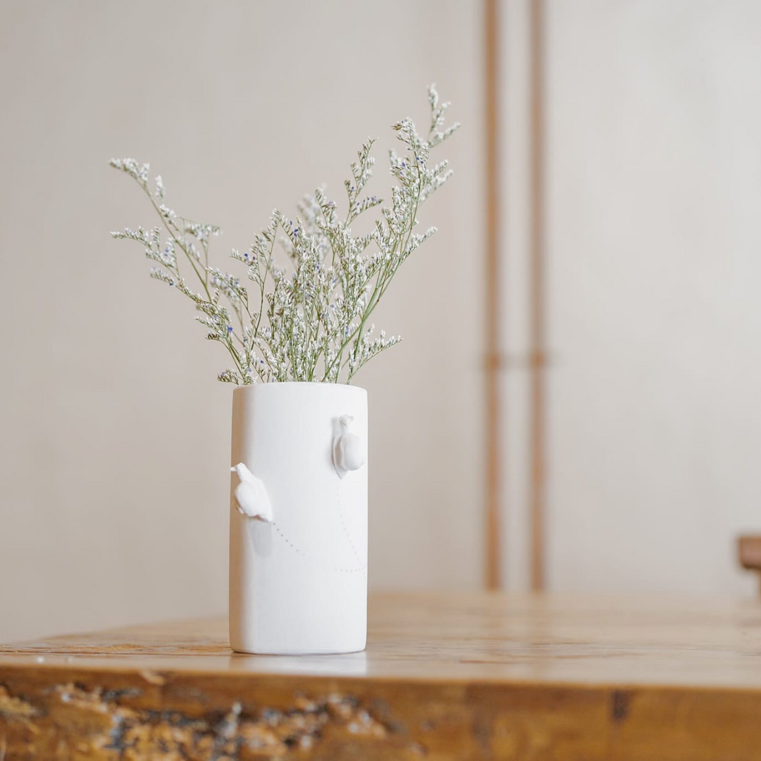 Porcelain Mini Vase Snails