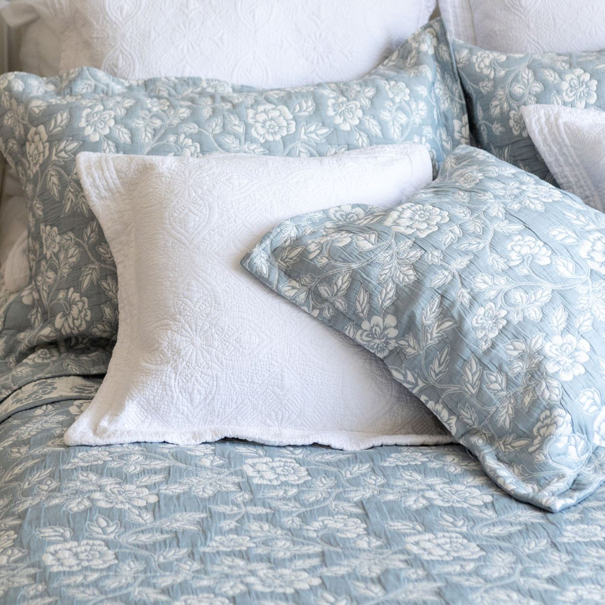 Eleanor Bedspread | Powder Blue