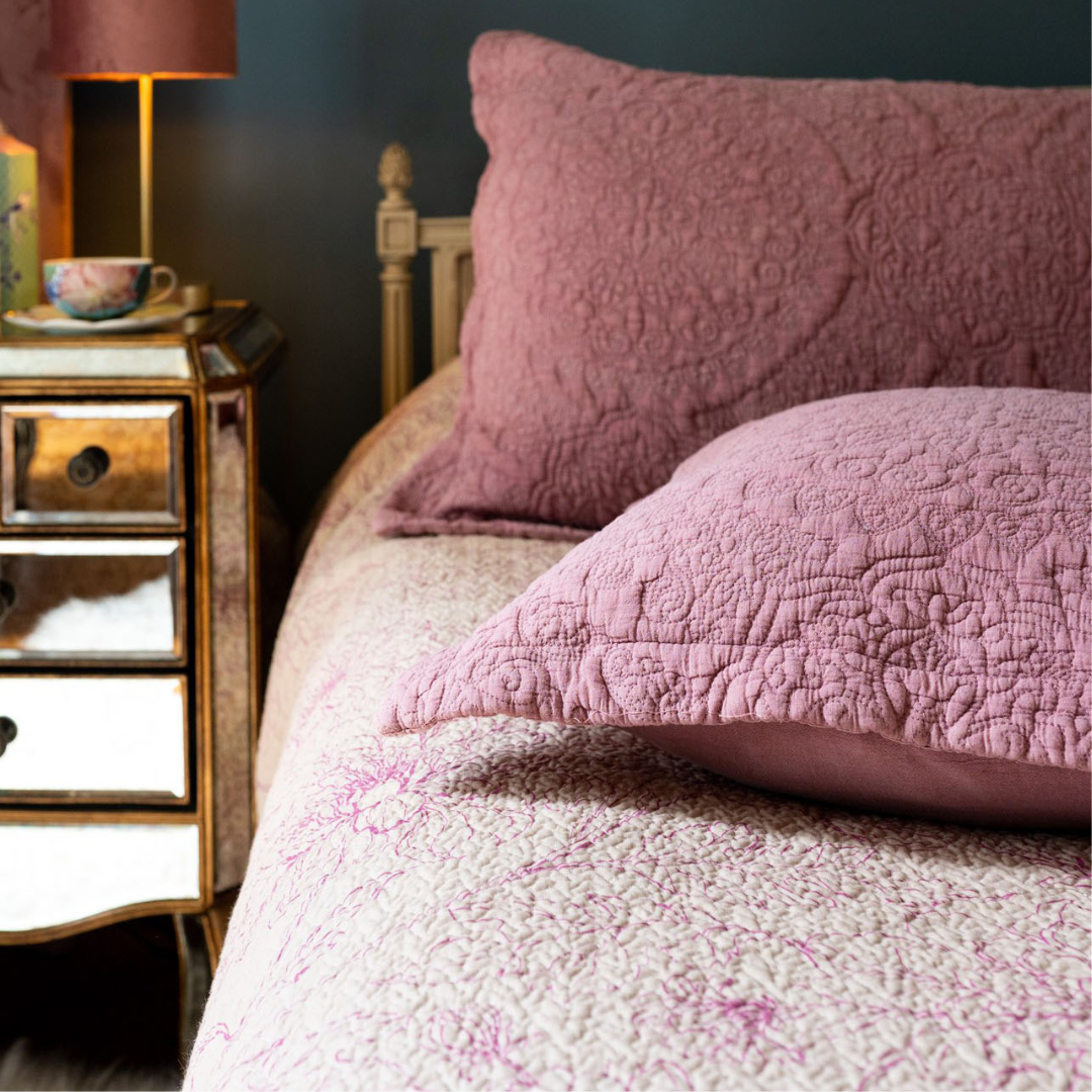 Eloise Bedspread | Peachy Pink