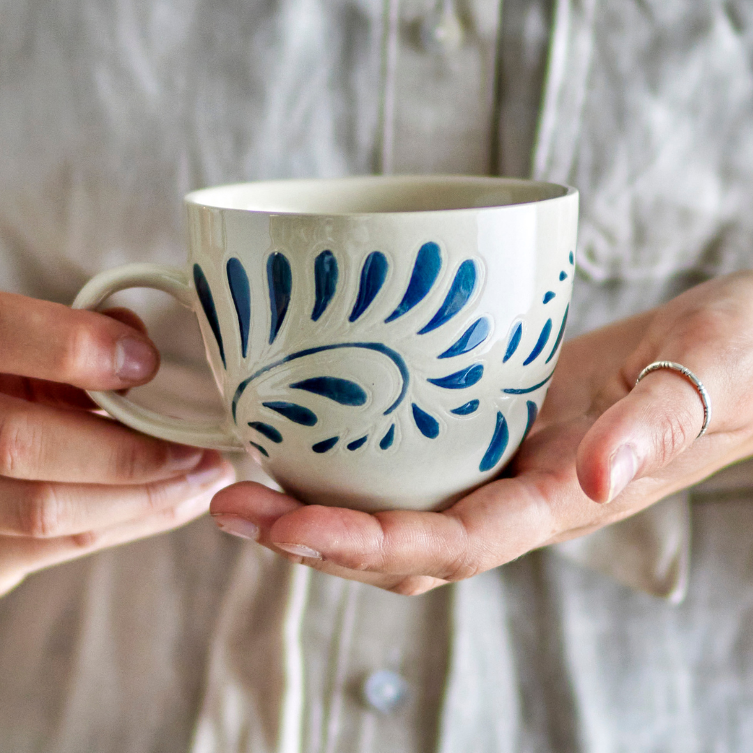 Heikki Embossed Blue Mug