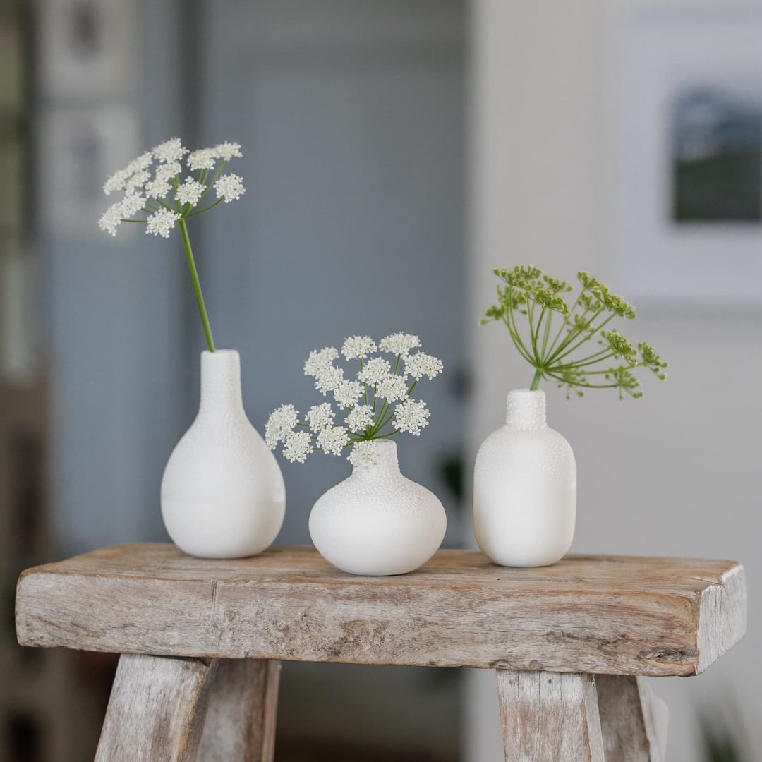 Set of 3 Porcelain Pearl Mini Vases