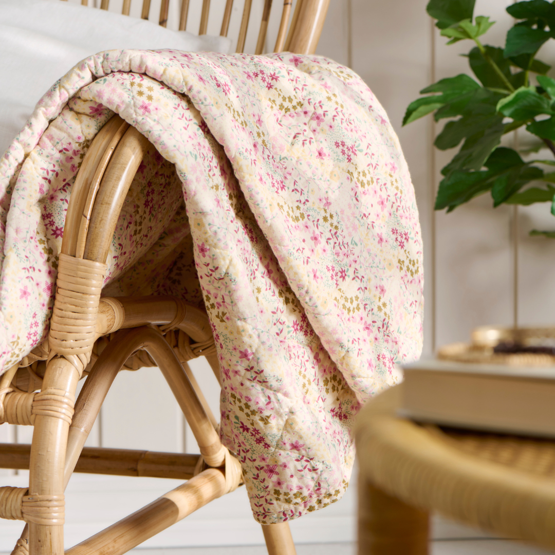 Cottage Garden Pink Cotton Quilt