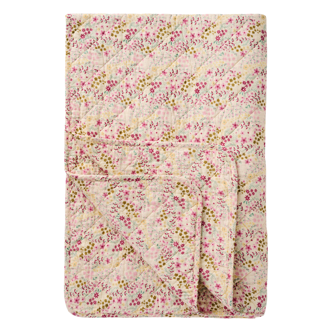 Cottage Garden Pink Cotton Quilt