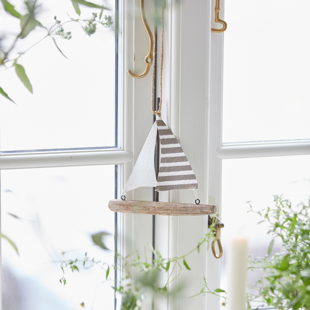 Miniature Hanging Sailboat | 3 colours available